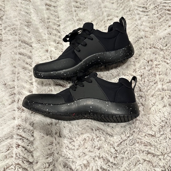 Snibbs Spacecloud 2.0 Black Speckle Non Skid Work Sneaker Women's size 8 - Picture 2 of 7